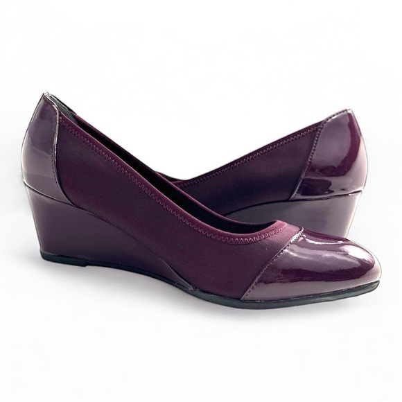 LifeStride Juliana Stretch Wedge Heels Deep Red Burgundy Patent - Size 10W - Picture 1 of 10
